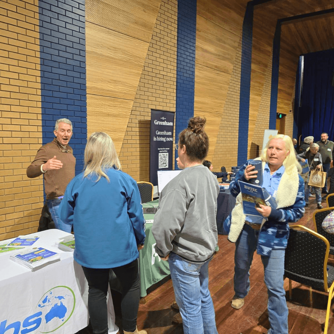 Ruminati Customer Engagement Lead Bill Findlay demonstrates the ease of emissions reporting to producers at the Greenhams Producer Day 2025.
